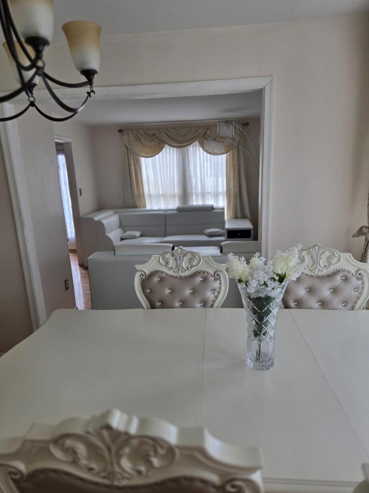 Special Rate Worthy Posh And Magnificent 4 Bedrooms And Two & Half Bath Greenbelt Exterior foto